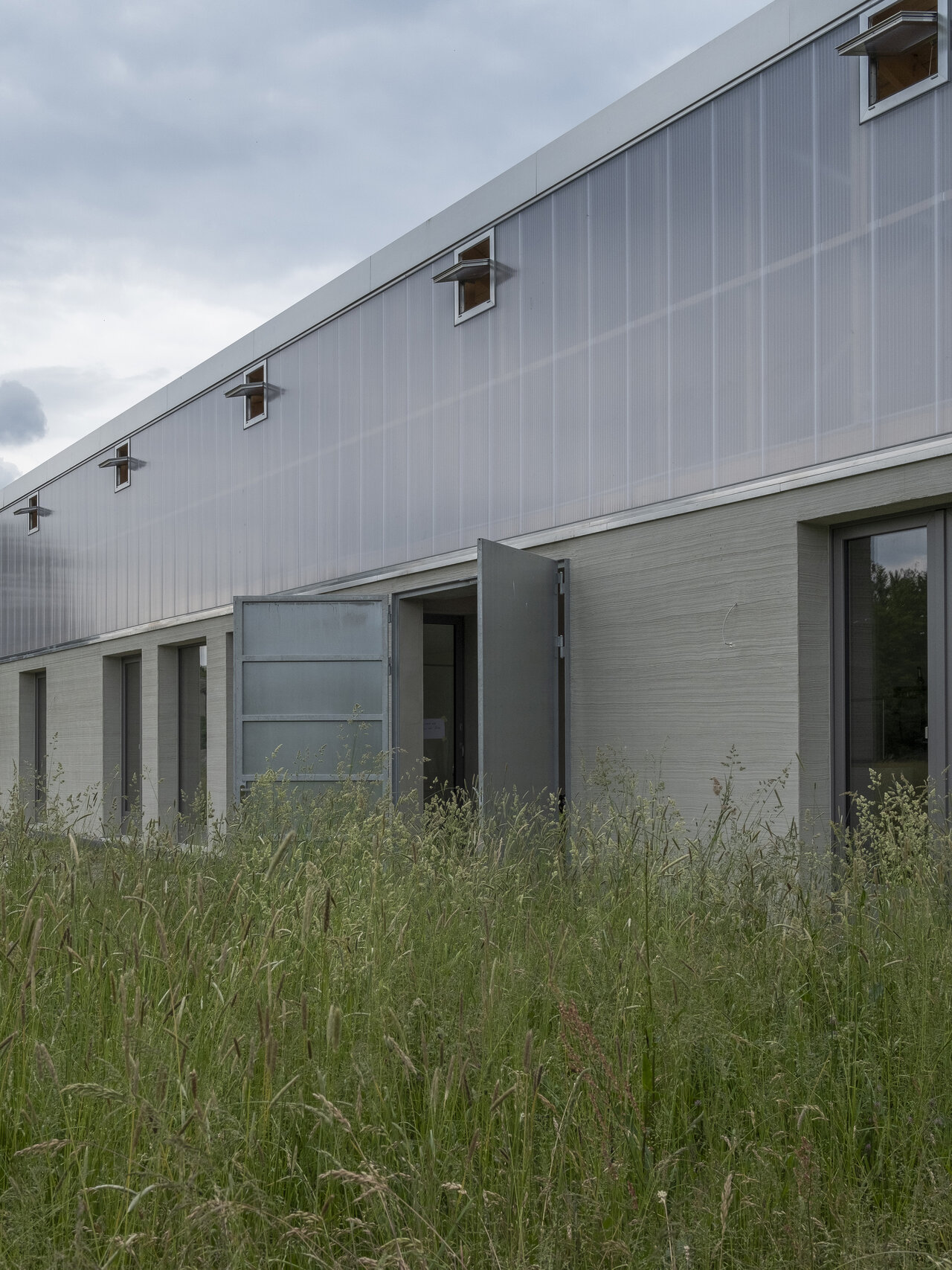 Einfamilienhaus in Sonnewalde, Blick von Westen, Bearbeitung für (link: https://www.habermann-architektur.de text: Habermann Architektur)