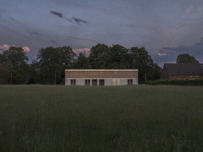 Einfamilienhaus in Sonnewalde, Blick vom Feld, Bearbeitung für (link: https://www.habermann-architektur.de text: Habermann Architektur)